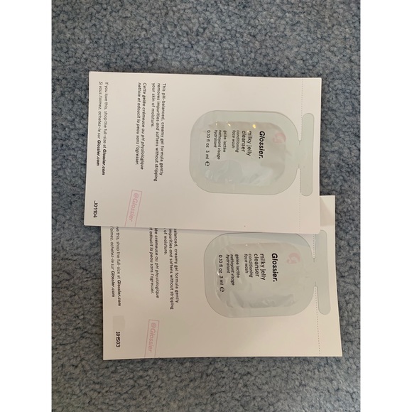 NWT KOREAN Beauty samples BUNDLE - Picture 3 of 3